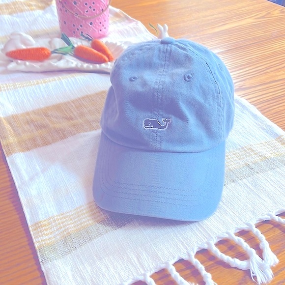 Vineyard Vines Other - Vineyard Vines Men’s Hat, gently used but still in great shape